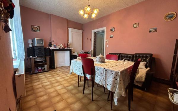 Maison à vendre    3 pièces • 70 m2 Maubeuge