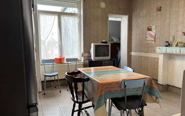 Maison à vendre    3 pièces • 70 m2 Maubeuge