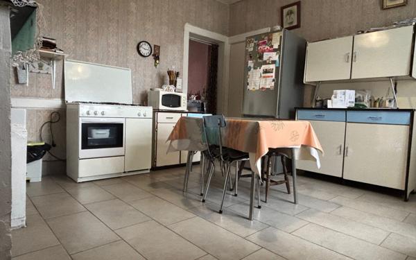 Maison à vendre    3 pièces • 70 m2 Maubeuge