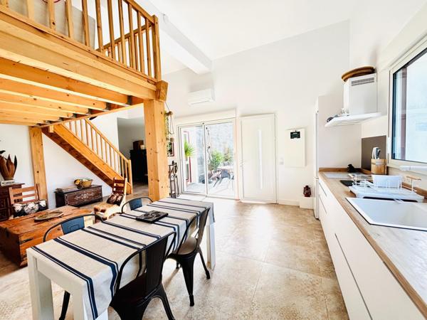 BIEN D’EXCEPTION - Maison familiale et/ou gîtes sur parcelle constructible
