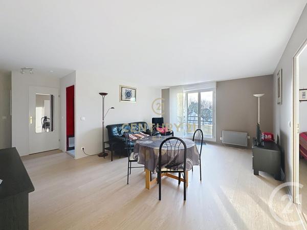 Appartement F3 à vendre  3 pièces - 63,74 m2 NOISY LE GRAND - 93