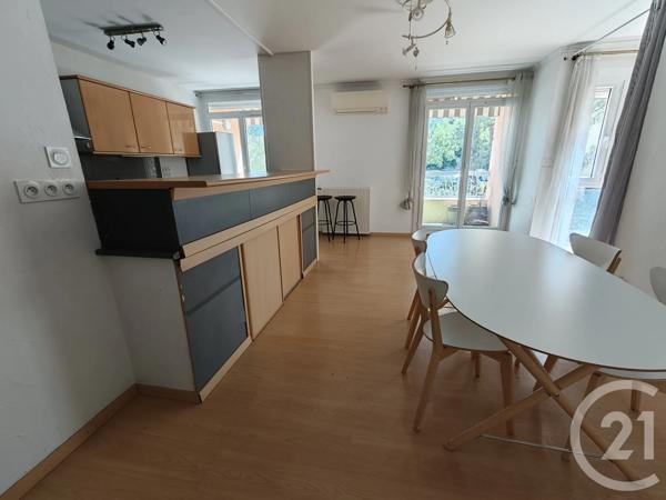Appartement T4 à vendre  4 pièces - 78,95 m 2   MARSEILLE  - 13012