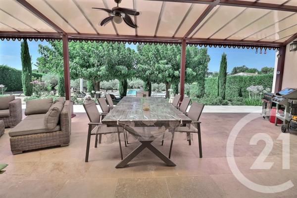Maison à vendre  5 pièces - 185 m 2   CARPENTRAS  - 84