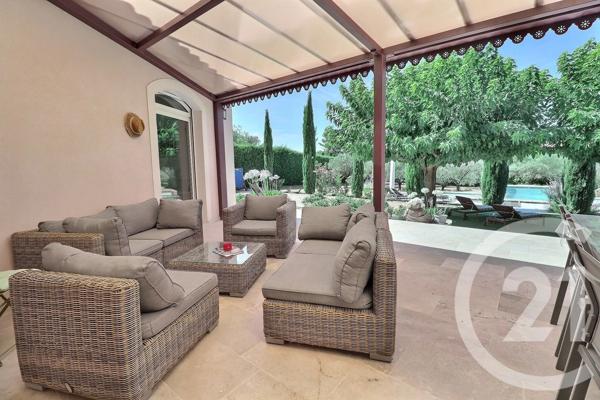 Maison à vendre  5 pièces - 185 m 2   CARPENTRAS  - 84