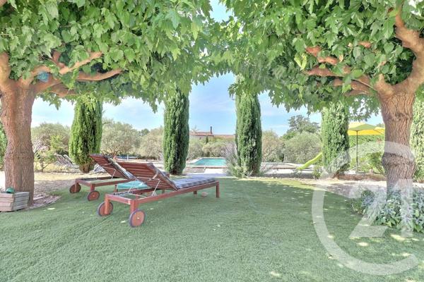 Maison à vendre  5 pièces - 185 m 2   CARPENTRAS  - 84