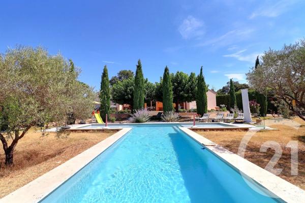 Maison à vendre  5 pièces - 185 m 2   CARPENTRAS  - 84