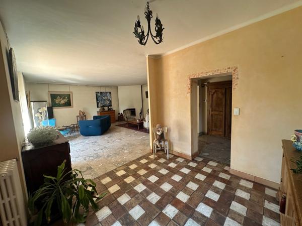 A proximité du théâtre Antique