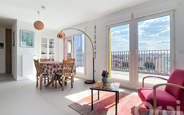 Appartement à vendre    4 pièces • 101,62 m2 Ivry-sur-Seine