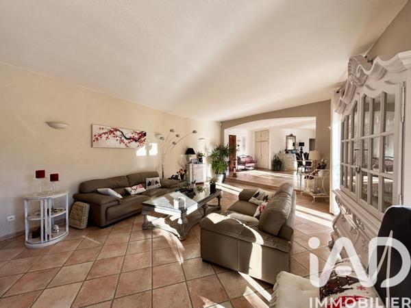 Maison à vendre 7 pièces 260 m² Rognes