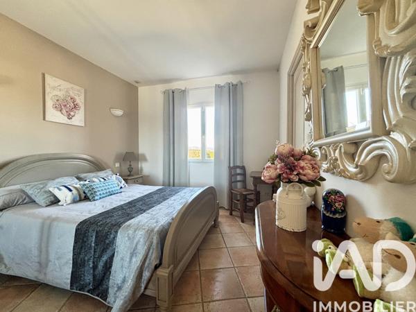 Maison à vendre 7 pièces 260 m² Rognes