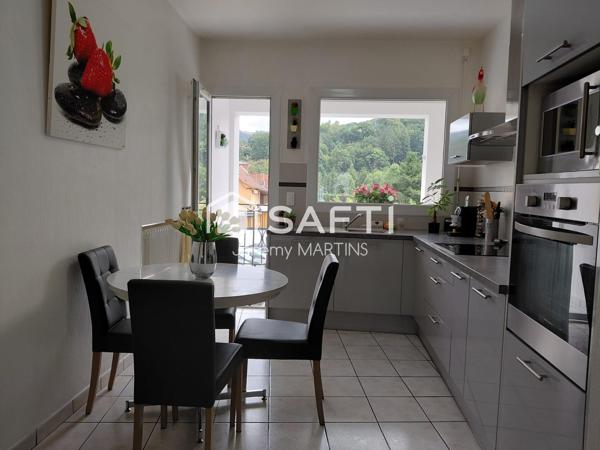 Maison familiale de caractère avec espace professionnel