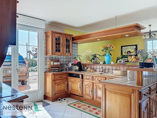 A Saujon, à vendre maison, 125 m², 4 chambres, Terrain 922 m², piscine couverte