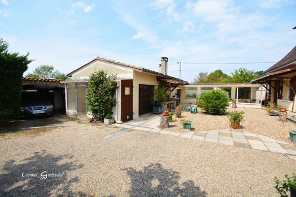 Périgourdine idéalement située 5 chambres sur un beau terrain Paysager à Pineuilh (33)