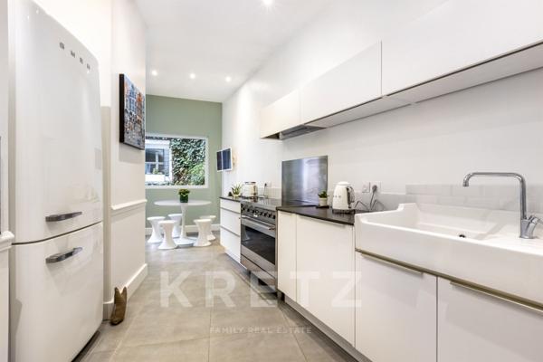 DEMEURE BOURGEOISE rénovée en centre-ville