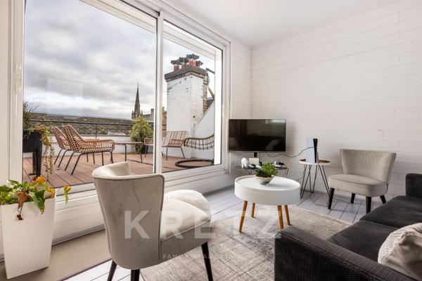 DEMEURE BOURGEOISE rénovée en centre-ville