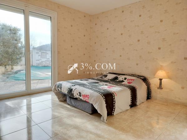 Villa 7 pièce(s) 5 chambre(s) 137 m²