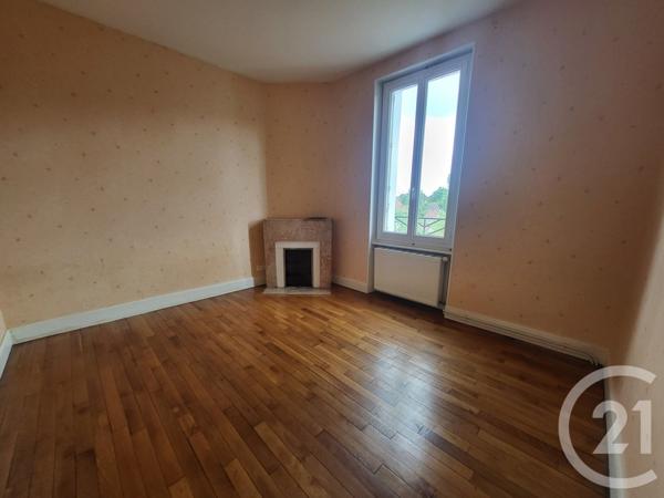 Maison à vendre  4 pièces - 143 m2 DOMERAT - 03