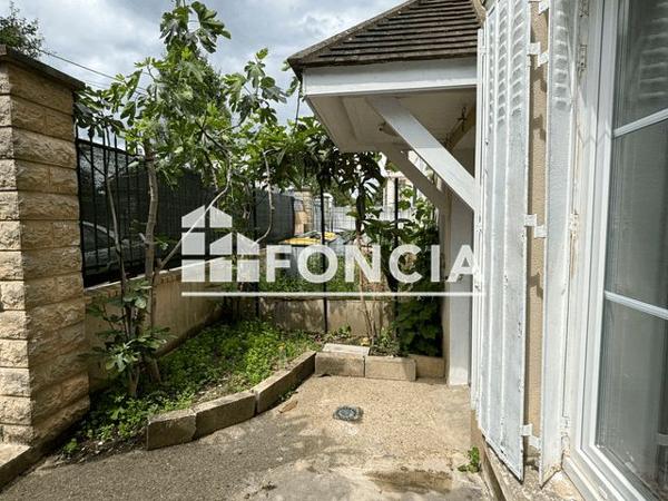 Location Studio 20.5 m² - 5 AVENUE GEORGES BIZET Arnouville 95400