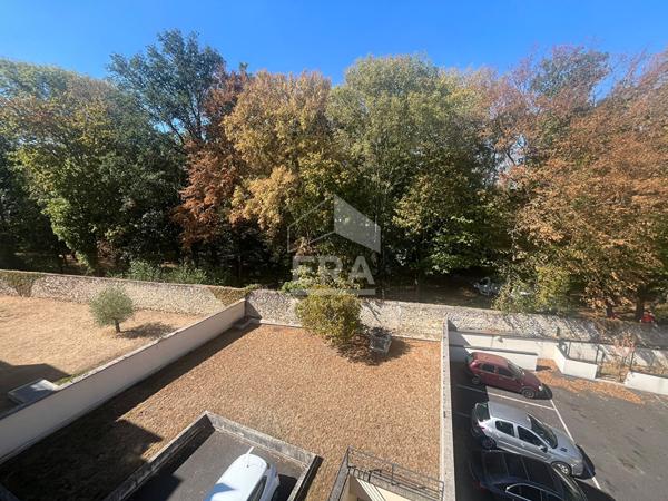 A vendre en centre ville dans résidence de 2014 avec ascenseur  !
