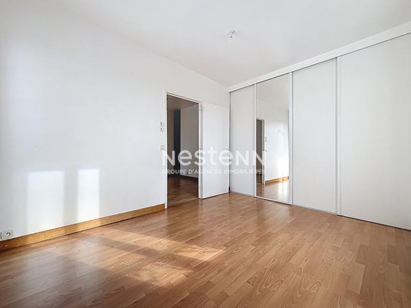 ISSY LES MOULINEAUX - QUARTIER SAINT ETIENNE - Appartement 2 pièces de 38,86 m² au dernier étage avec vue dégagée