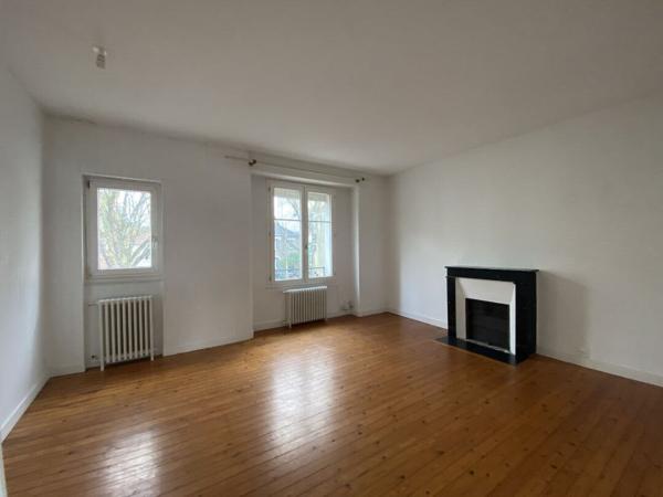 APPARTEMENT T3,  
Nantes 44000
