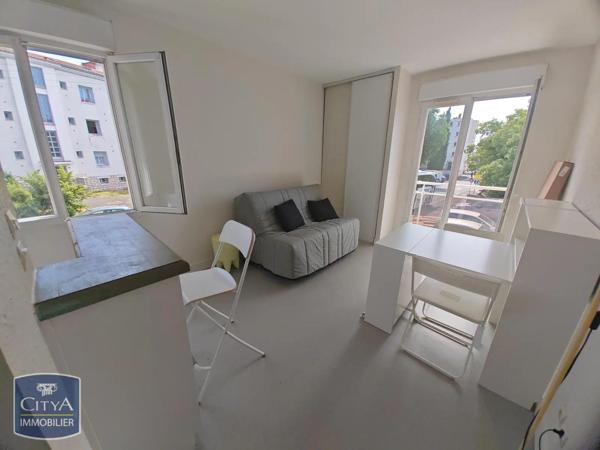 Appartement à louer 1 pièce 24.59m² Angoulême (16000)