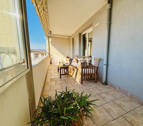 PROCHE DES COMMODITES