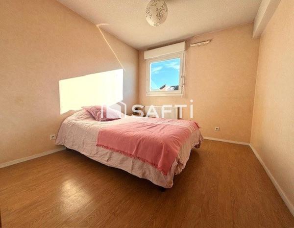 PROCHE DES COMMODITES