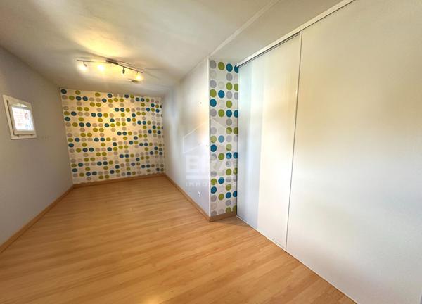 Corps de ferme 7 pièces à vendre au centre de Tarbes.