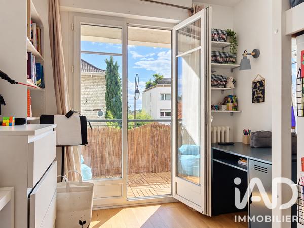 Location appartement 4 pièces 80,86 m² Saint-Cloud