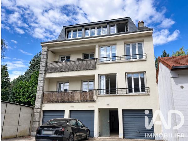 Location appartement 4 pièces 80,86 m² Saint-Cloud
