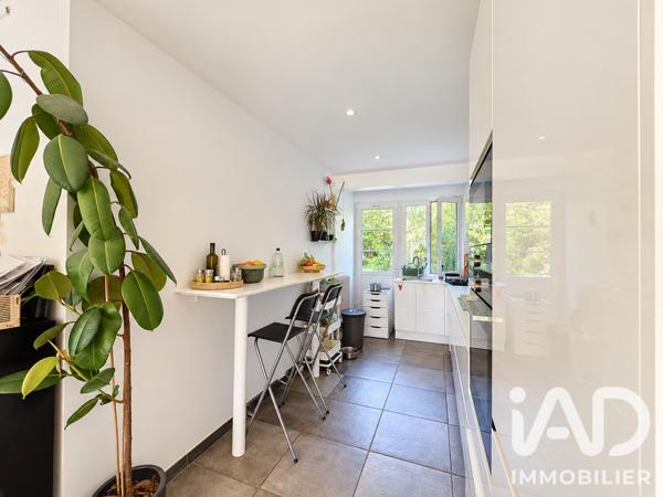 Location appartement 4 pièces 80,86 m² Saint-Cloud