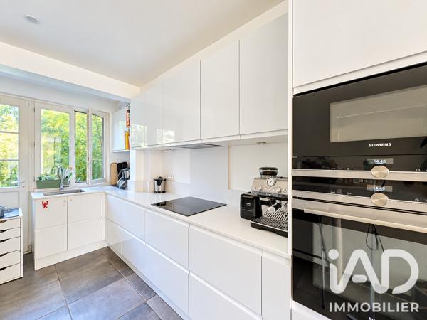 Location appartement 4 pièces 80,86 m² Saint-Cloud