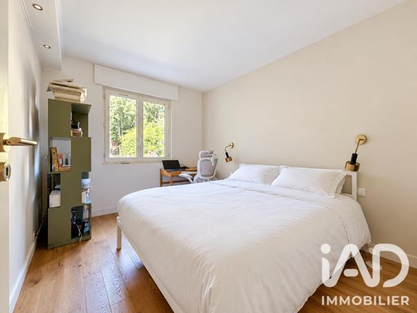 Location appartement 4 pièces 80,86 m² Saint-Cloud