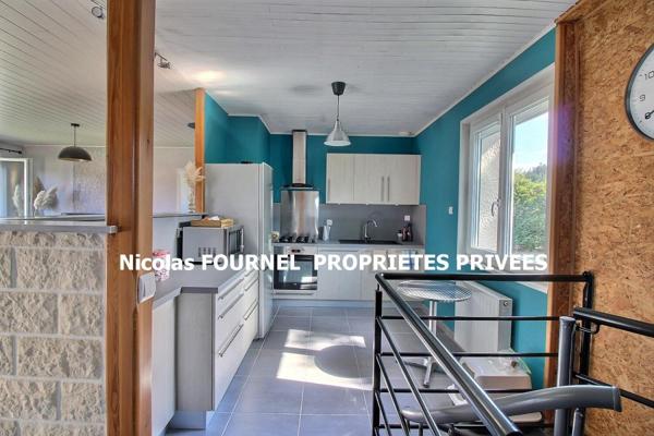 Riotord 43220 villa élevée sur sous-sol complet entièrement rénovée entre 2019 et 2026 70,47 m² habitables 2 chambres sur 1475m² de terrain