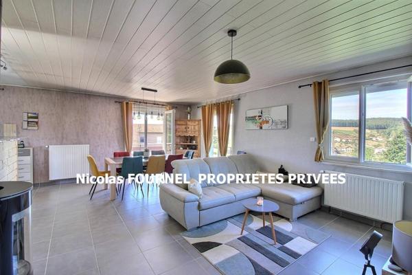 Riotord 43220 villa élevée sur sous-sol complet entièrement rénovée entre 2019 et 2026 70,47 m² habitables 2 chambres sur 1475m² de terrain