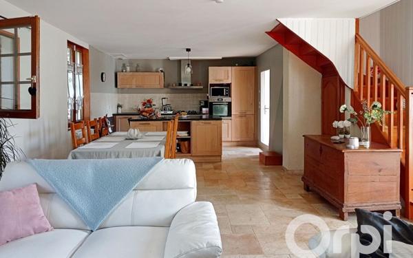 Maison à vendre    5 pièces • 99,61 m2 Gournay-en-Bray