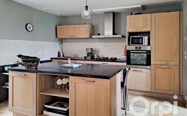 Maison à vendre    5 pièces • 99,61 m2 Gournay-en-Bray