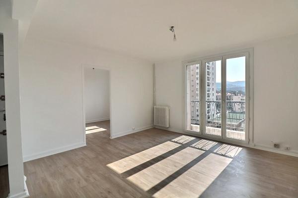 APPARTEMENT T4 DE 65 M2 3 CHAMBRES AVEC BALCON 13009