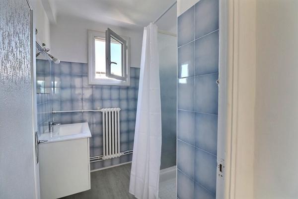 APPARTEMENT T4 DE 65 M2 3 CHAMBRES AVEC BALCON 13009