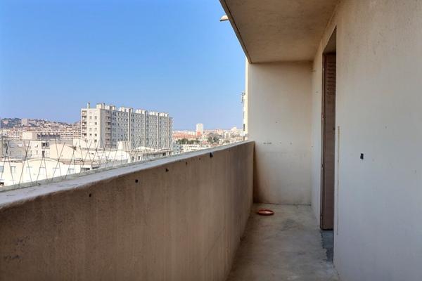 APPARTEMENT T4 DE 65 M2 3 CHAMBRES AVEC BALCON 13009
