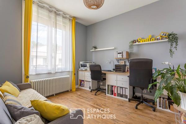 Charmante maison avec jardin et piscine, proche du quartier de la Doua