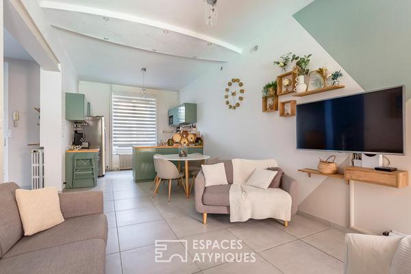 Charmante maison avec jardin et piscine, proche du quartier de la Doua