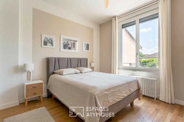 Charmante maison avec jardin et piscine, proche du quartier de la Doua