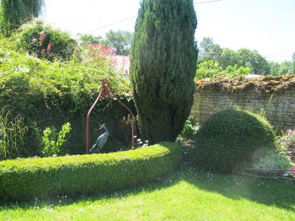 ANCIENNE CLOSERIE, 10 PIECES, 355 M²