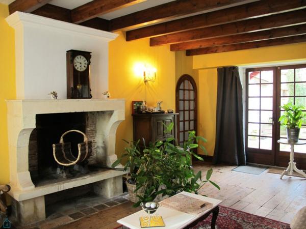 ANCIENNE CLOSERIE, 10 PIECES, 355 M²