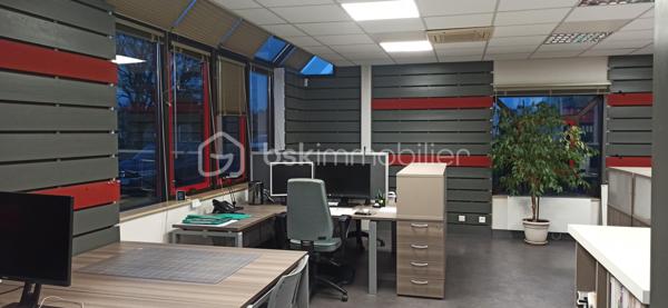 Bureau de 217 m²