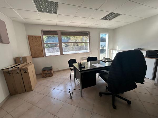 Immeuble en Pierre de Taille Centre-Ville d'Orsay