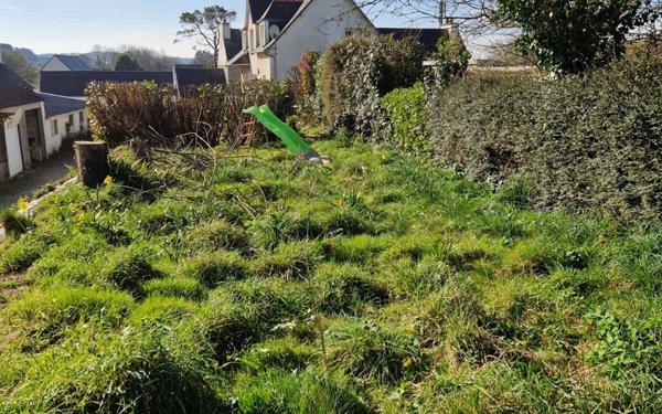 Maison à vendre    5 pièces •  Locquirec