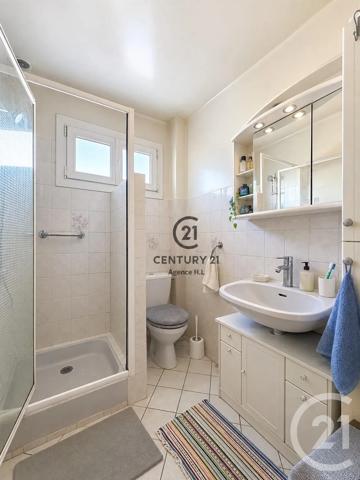Maison à vendre  5 pièces - 76,33 m 2   NEUILLY SUR MARNE  - 93